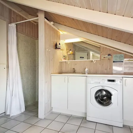 Sixten - 450m From The Sea By Interhome *